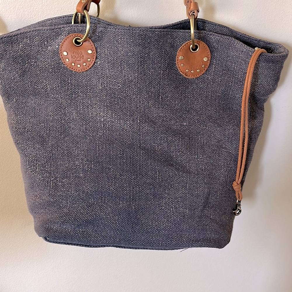 Mila & Louise Paris Shoulder Bag - Picture 2 of 8
